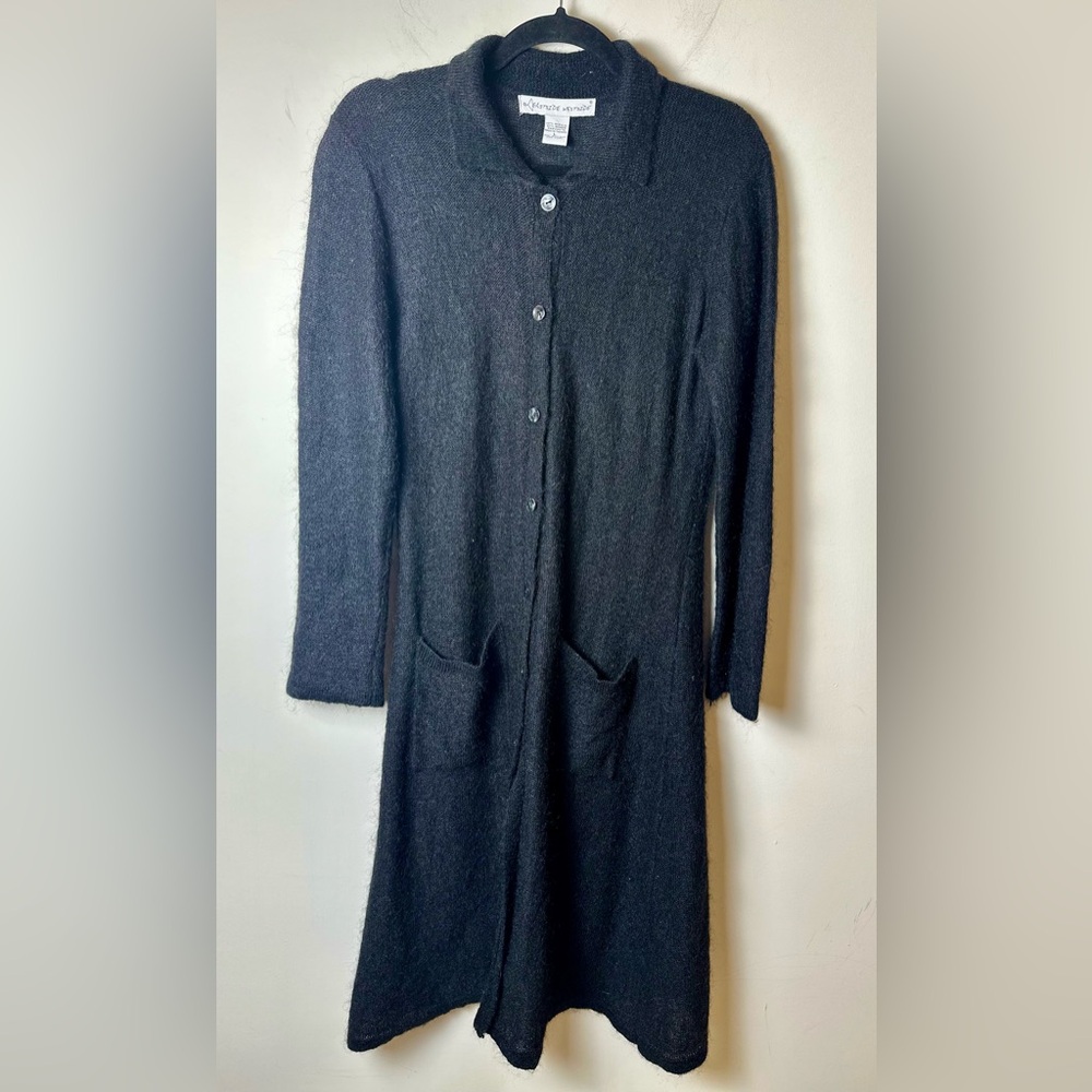 EASTSIDE WESTSIDE Women’s Vintage Black Mohair Long Cardigan Sweater Size Large✨